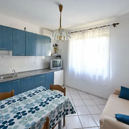 Titi Toto.2 Apartment